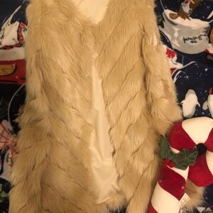 HOLIDAY Sale price drop Just in beautiful light tan interwoven faux fur vest